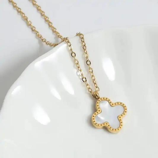White clover necklace