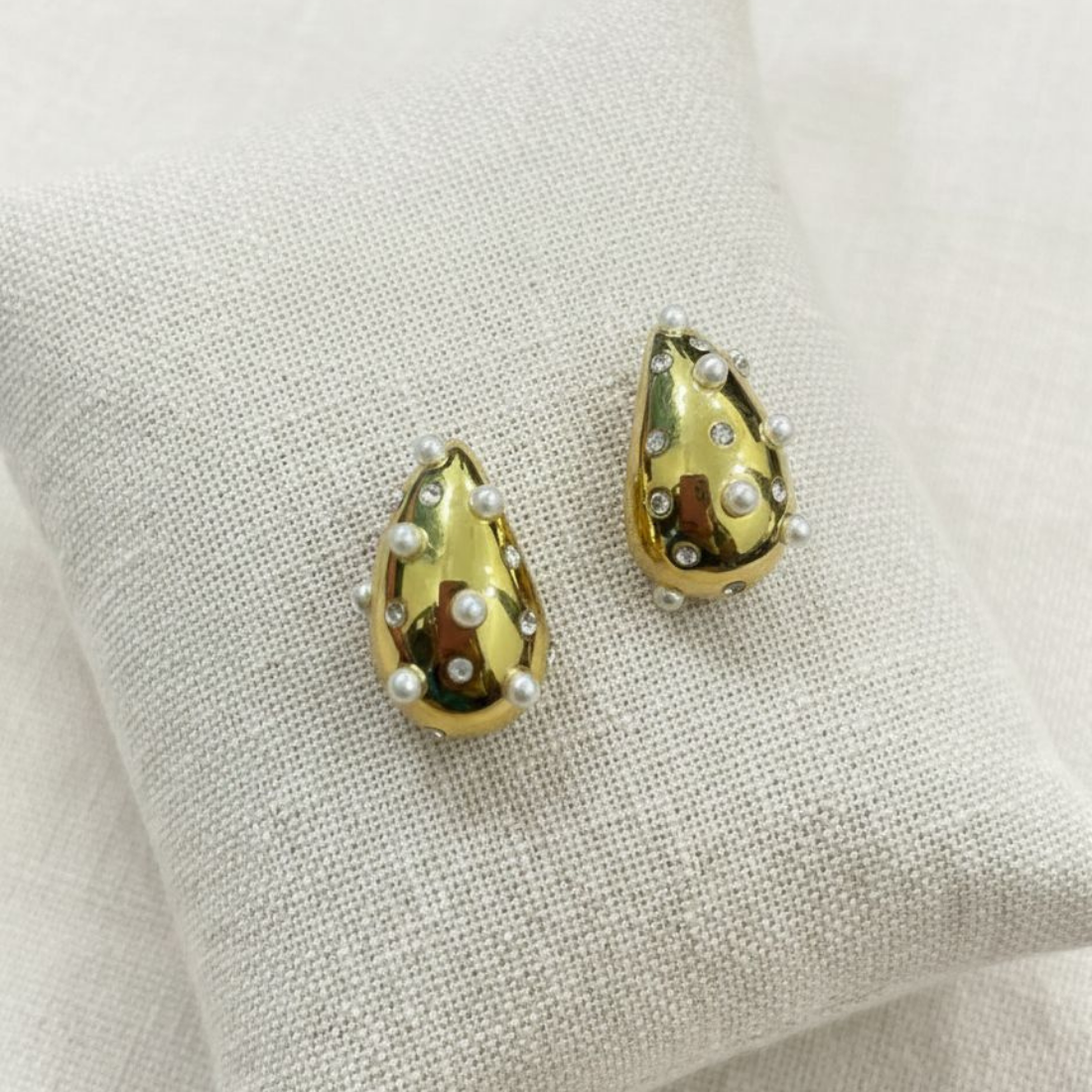 Pearl Teadrop Earing