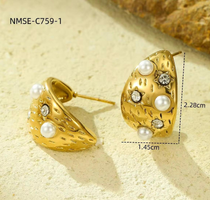 Pearl Drops Earing